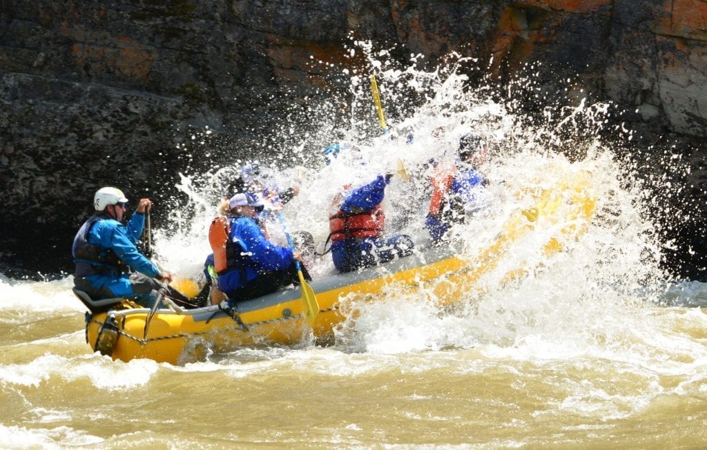 Alberton Gorge whitewater rafting, class 3 waves.